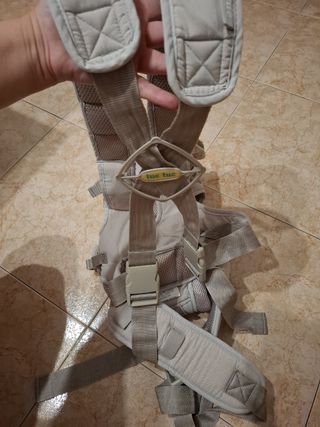 mochila portabebés tuc tuc