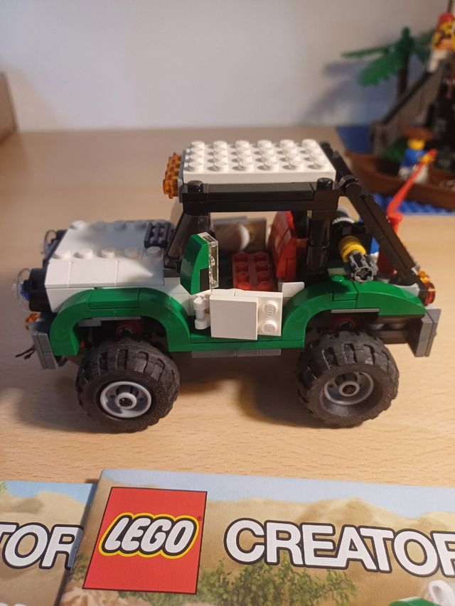 Lego creator 31037