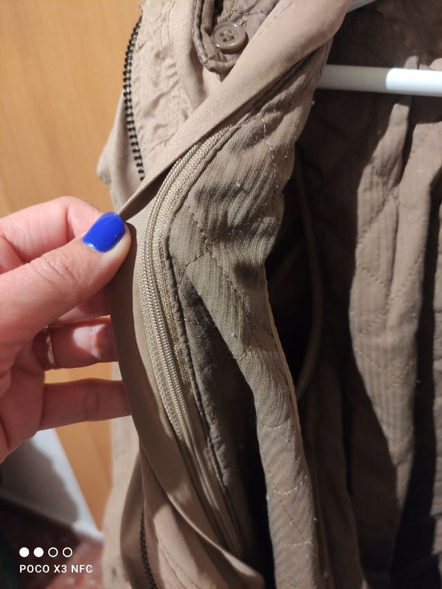 Parka con capucha mujer