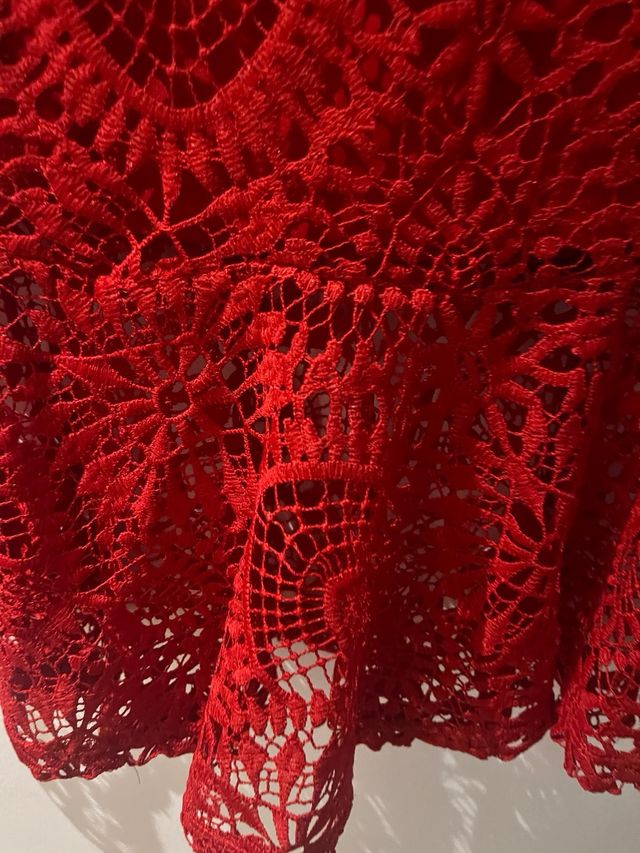 Falda Roja de encajes