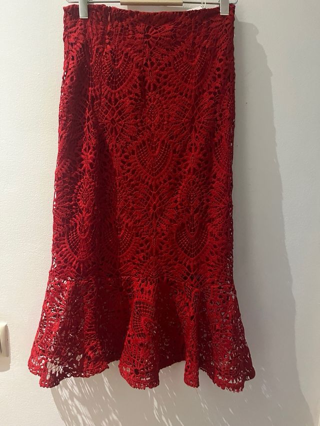 Falda Roja de encajes