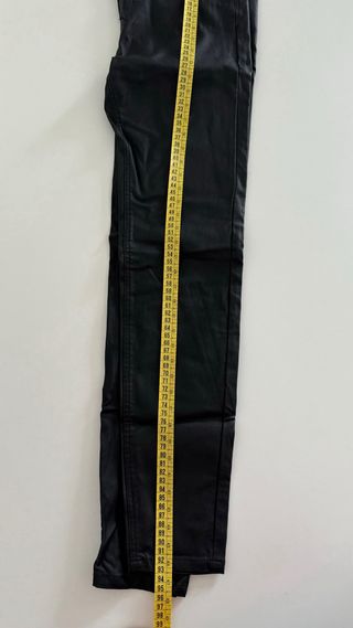 Pantalón poli piel negro Skinny, Stradivarius 36