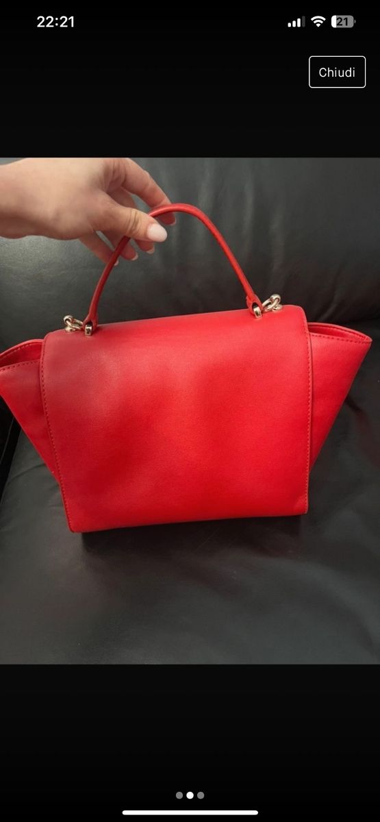 Borsa moschino  in pelle rossa 