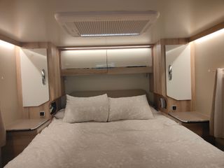 Autocaravana alta gama/año 2022