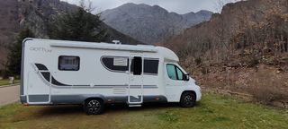 Autocaravana alta gama/año 2022