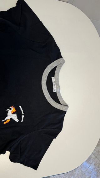 Camiseta negra, manga corta, Pull and Bear