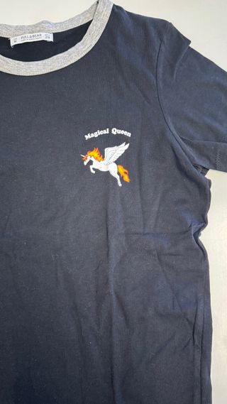 Camiseta negra, manga corta, Pull and Bear