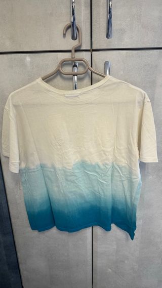 Camiseta Pull and Bear tye die