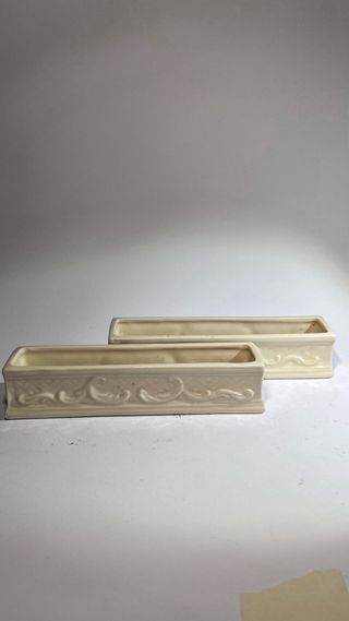 Due centrotavola in ceramica bianca, Antonio Zen