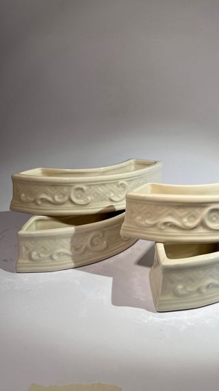 Set centrotavola in ceramica ricurvi, Antonio Zen