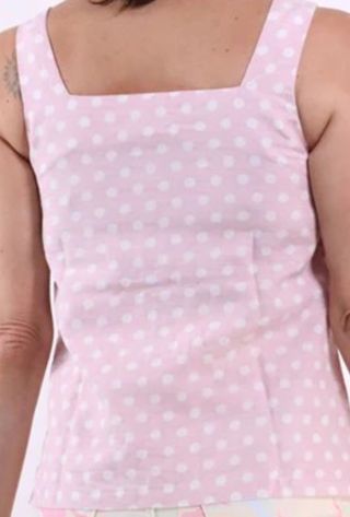 Blusa de lino con lunares estilo vintage