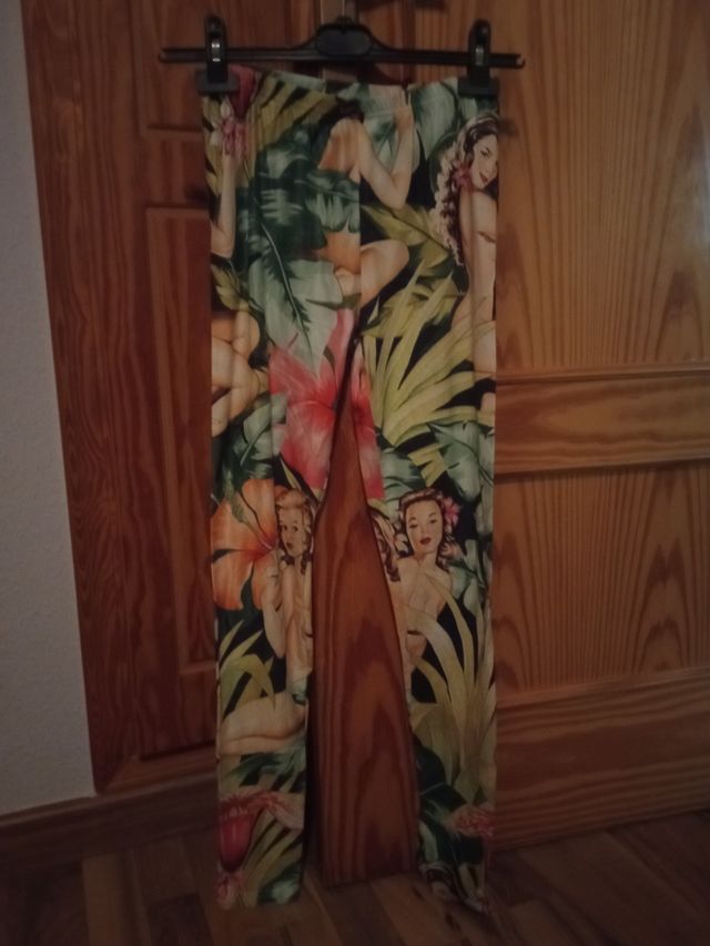 Leggins estampado estilo"Hula-Hawaii"