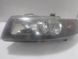 Faro izquierdo seat 1m1941015 toledo (1m2) 379542
