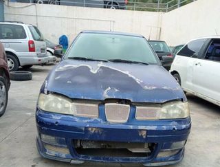 Seat faro izquierdo ibiza (6k1) signo 391027