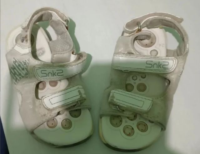 Lote calzado niña número 24