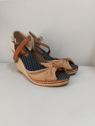Cuñas verano sin apenas uso.