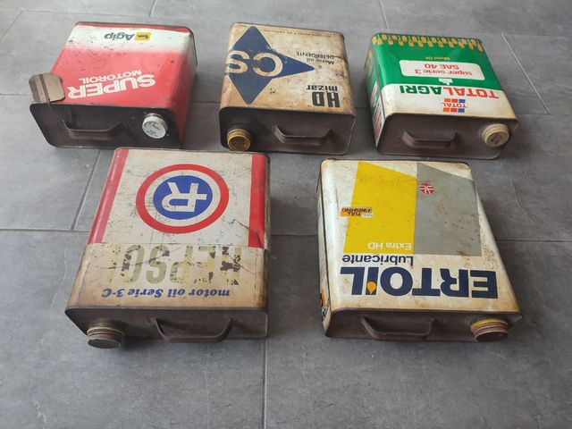 Latas de aceite 