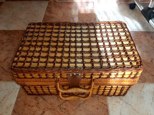 Cesta picnic. Vintage