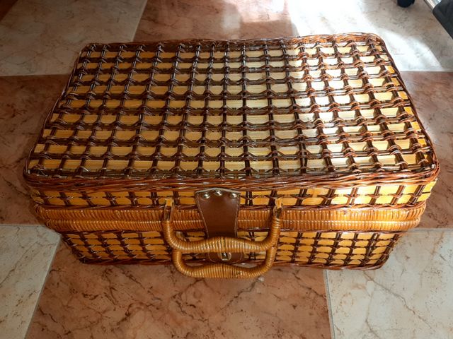 Cesta picnic. Vintage