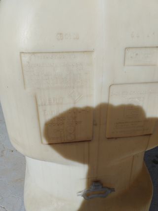 Depósito de gasoil con bomba de 220v