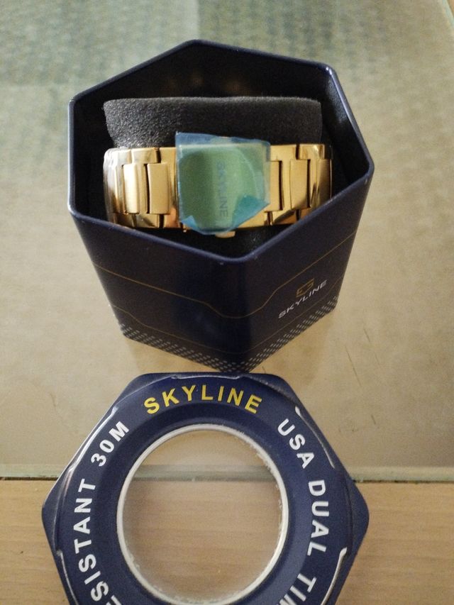 Reloj analógico digital