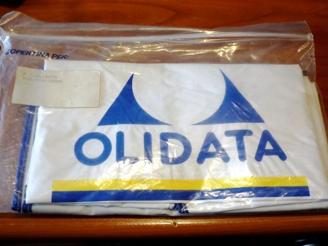 Copertina PC e Monitor Olidata Vintage