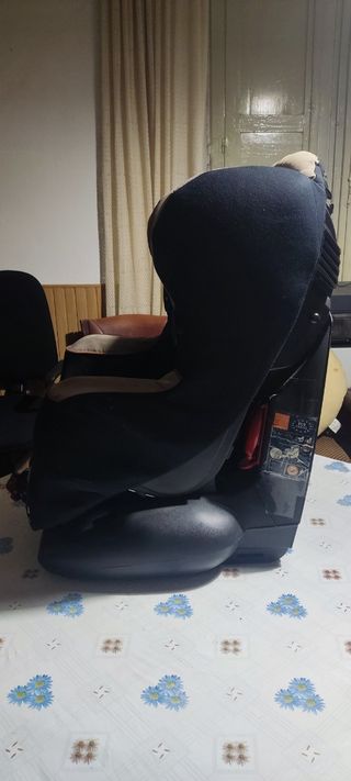 Silla niño/a para coche. Urb@n Colors.