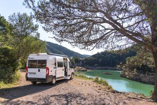 Camper Benivan 161 ES camas gemelas 6 mt