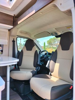 Camper Benivan 161 ES camas gemelas 6 mt