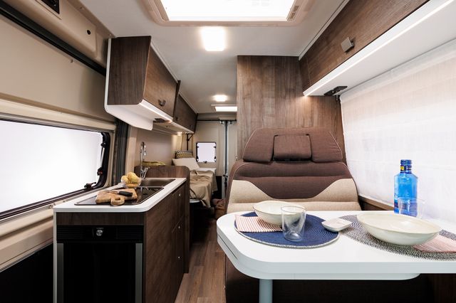 Camper Benivan 161 ES camas gemelas 6 mt