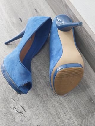 Zapato salon peep toe