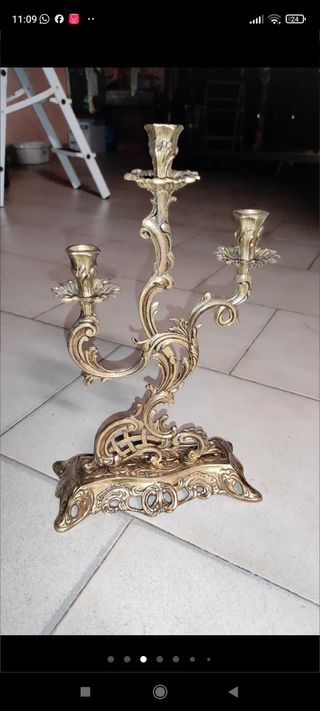 1 Candelabro bronce dorado