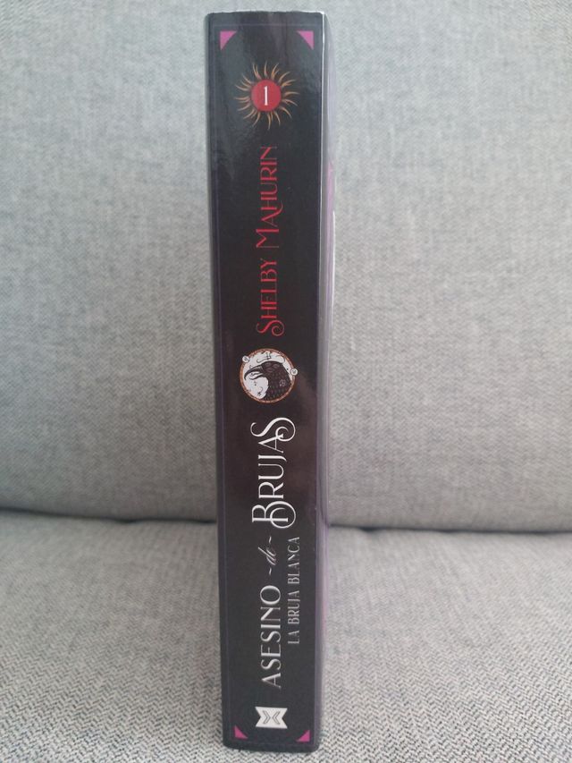 Asesino de Brujas. La bruja blanca