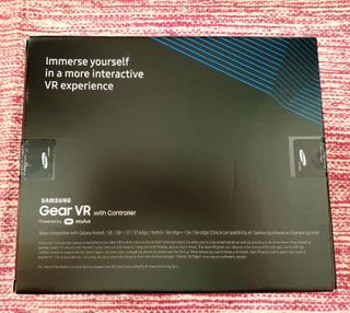 Samsung VR gear with controller