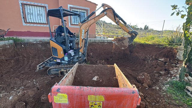 Excavación de piscinas y parcelas