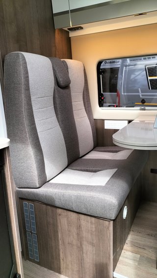 Camper Benivan 120 UP 2 camas dobles 4 plazas