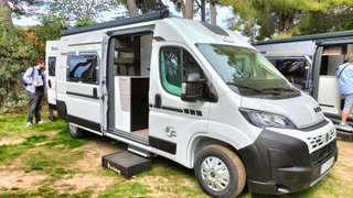 Camper Benivan 120 UP 2 camas dobles 4 plazas