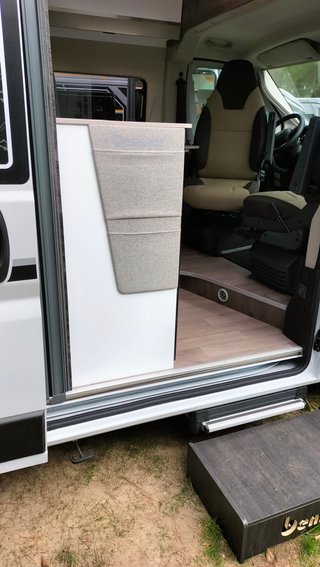 Camper Benivan 120 UP 2 camas dobles 4 plazas