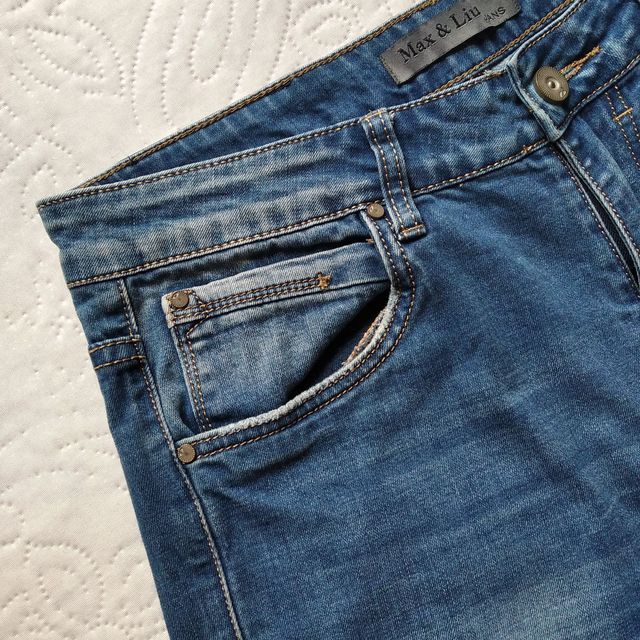 Jeans strappato Max and Liu