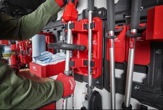 Milwaukee - Gancho multifunción PACKOUT