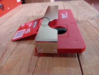 Milwaukee - Soporte para herramientas con clip