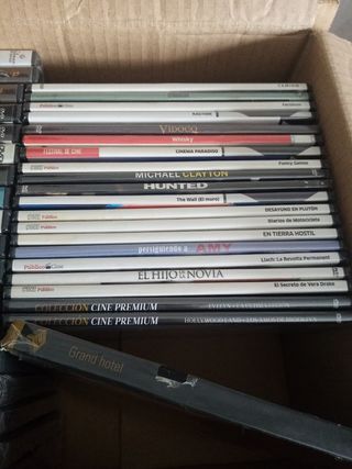 81 películas X 80 €. 1,50 € unidad. Sin estrenar