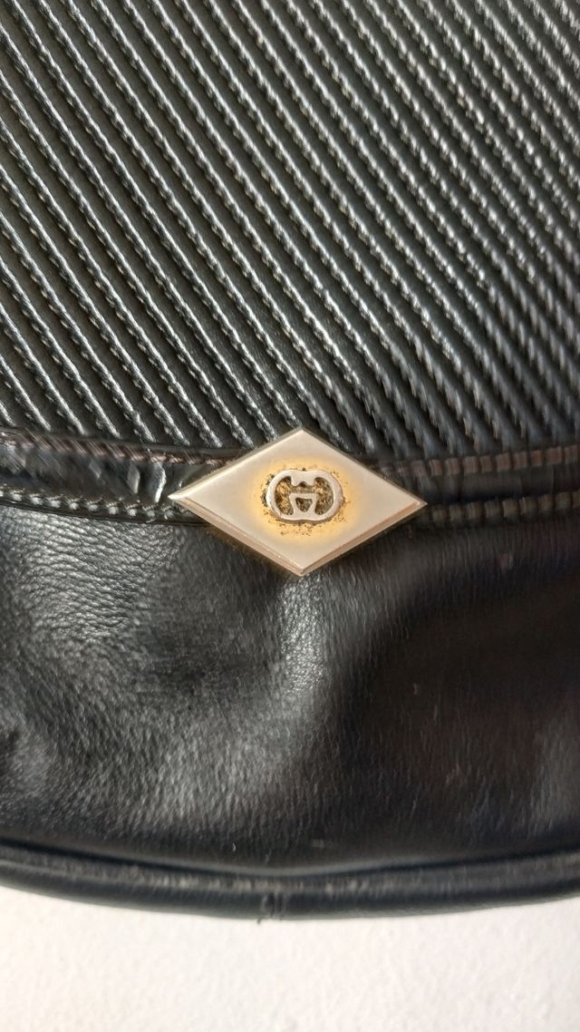 Gucci ladies bag leather