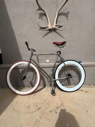 bicicleta estilo fixie 