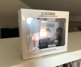 U2 October Deluxe LIMITED COLLECTORS PACK+Camiseta