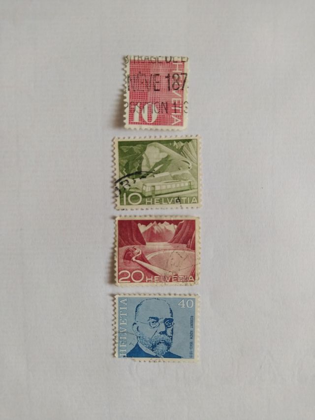 L-29.~ SELLOS DE SUIZA (4).