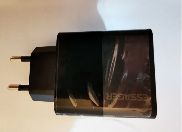 📱🔌CARGADOR 33W ESSAGER