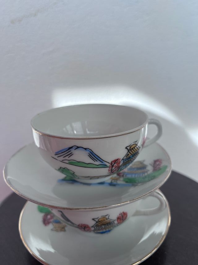 set due tazzine con piatti vintage giapponesi