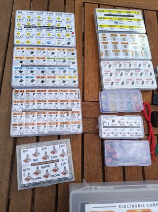 Surtido de componentes electrónicos 5228 pcs
