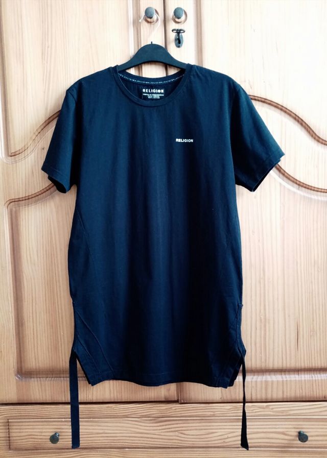 3 Camisetas - Religion